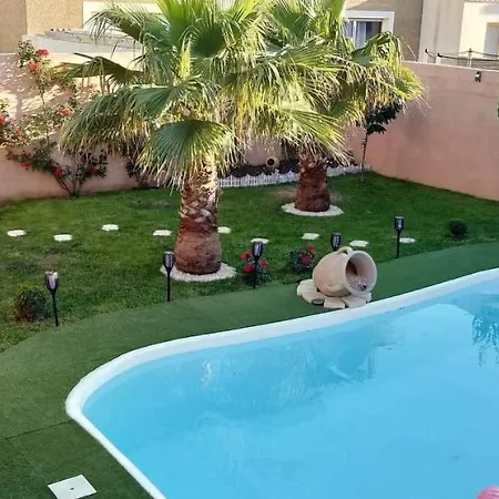 Provencale Climatisee Avec Piscine Privee Villa Saint-Gilles (Gard)
