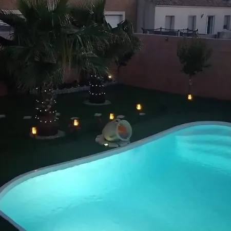 Provencale Climatisee Avec Piscine Privee *