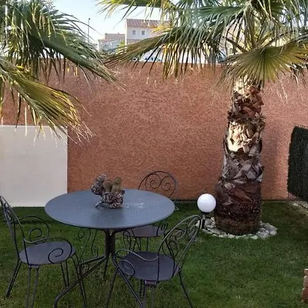 Villa Provencale Climatisee Avec Piscine Privee *