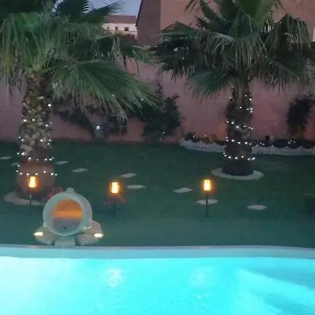 Villa Provencale Climatisee Avec Piscine Privee Saint-Gilles (Gard)