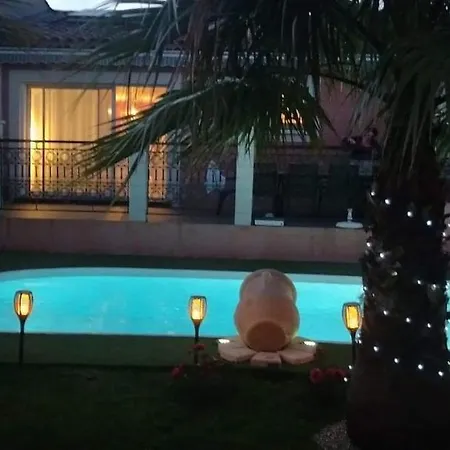 Villa Provencale Climatisee Avec Piscine Privee *